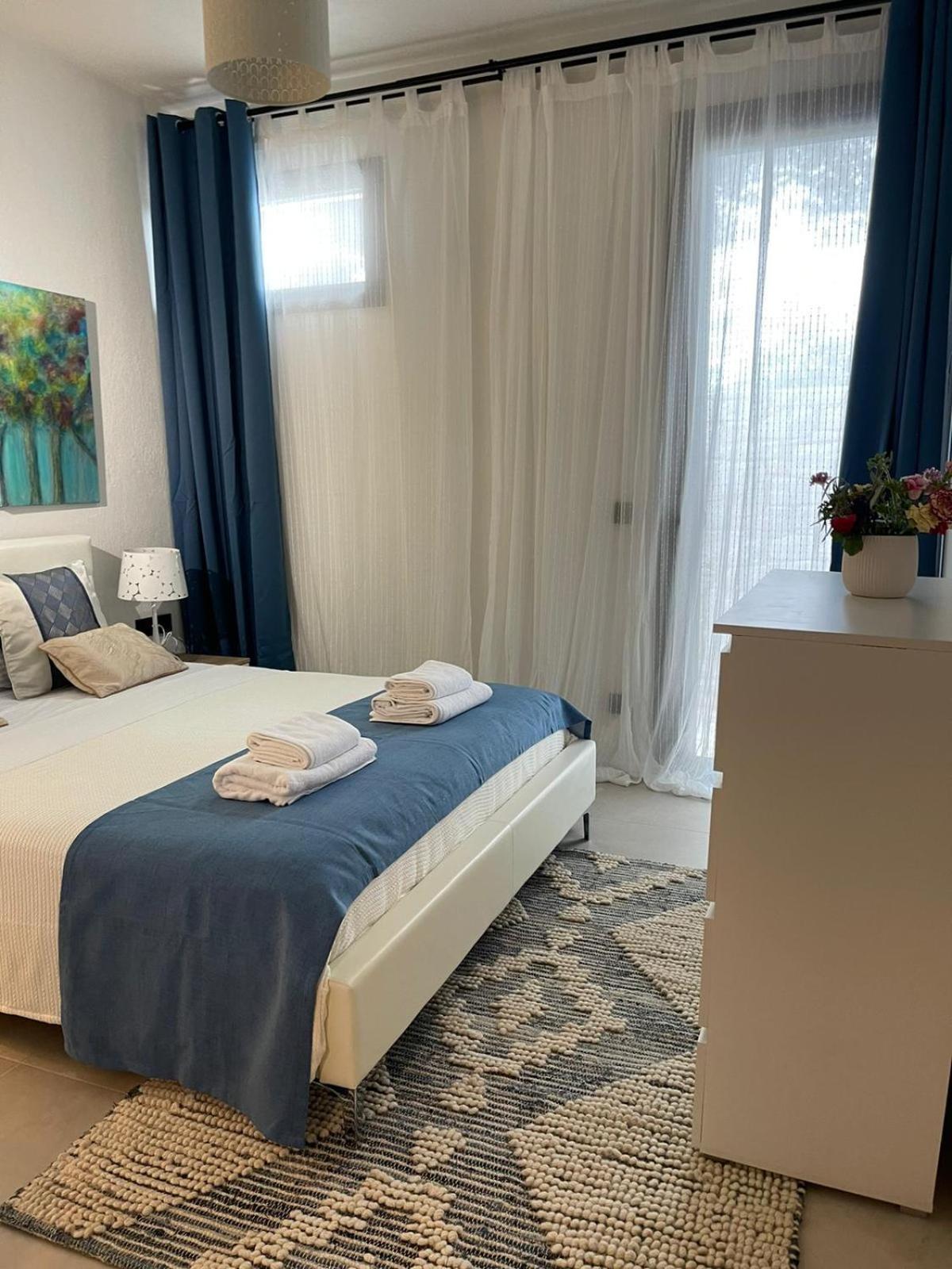 Allure Luxury Villas 3&4 Serenity Retreat Moni Evaggelistrias Exteriör bild